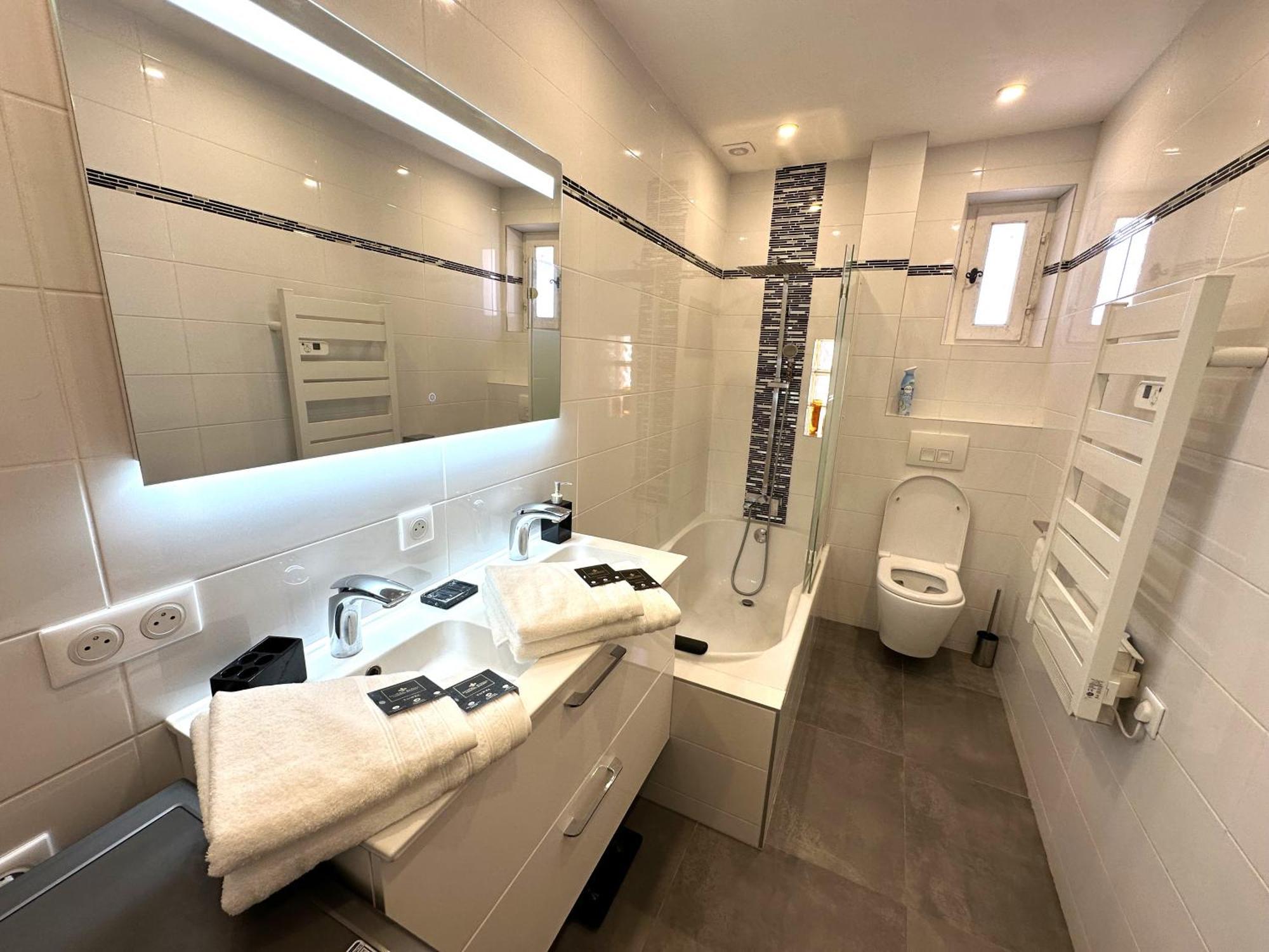 Appartement Vieux Village ヴィルヌーヴ・ルベ エクステリア 写真